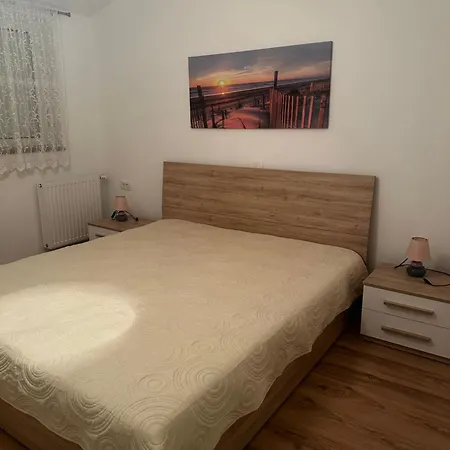 Deluxe Playa Apartman *